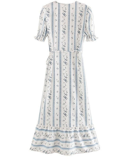 Elegantní Rovné Šaty Ze 70. Let