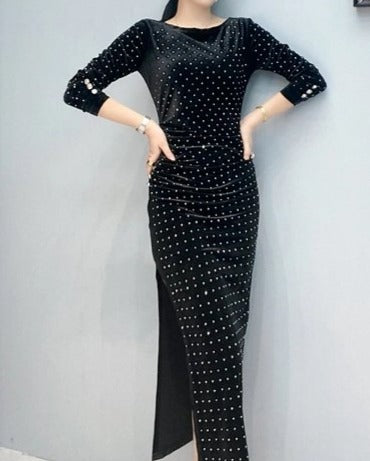 Retro Módní Černé Šaty Ze 40. Let