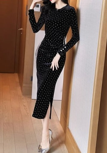 Retro Módní Černé Šaty Ze 40. Let