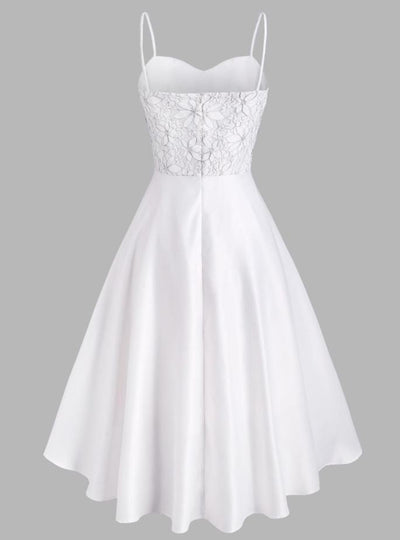 Vintage Bílé Šaty S Výšivkou