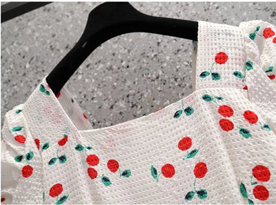 Vintage Over Size Třešňové Šaty Bílé