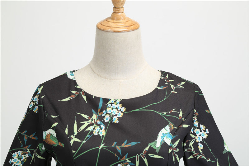 Vintage Černé Zimní Šaty S Květinami