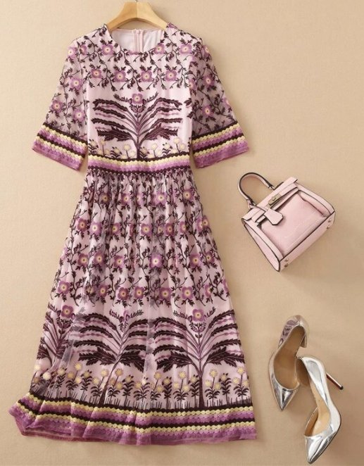 Petite Vintage Šaty Ze 40. Let