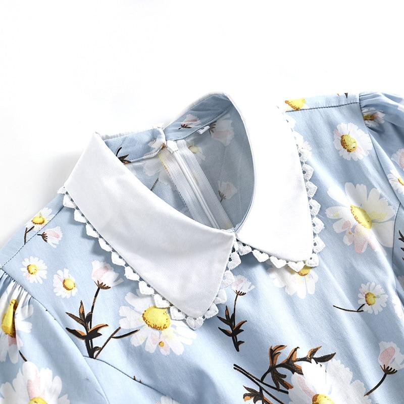 Šaty S Límečkem Z 50. Let