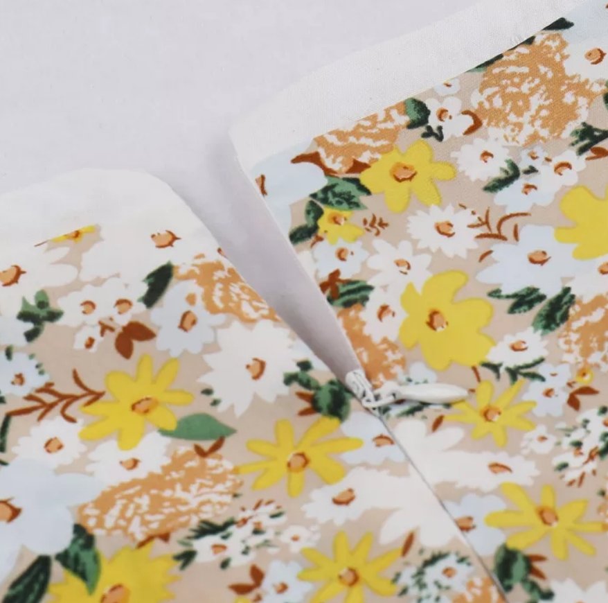 50. Pin Up Šaty Žluté Květy