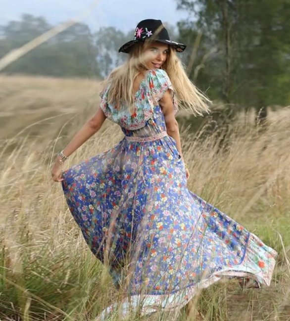 Šaty Ze Sedmdesátých Let