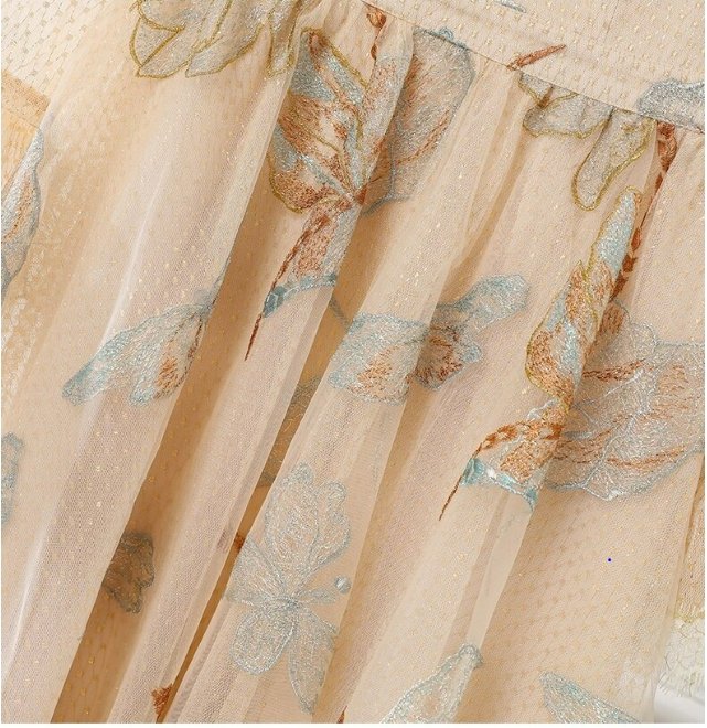 Béžové Šaty 40. Let