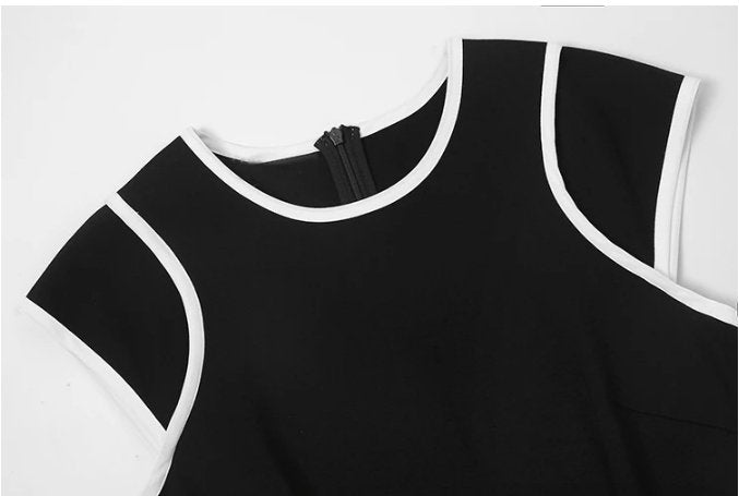 Šaty S Tužkou 40. Let