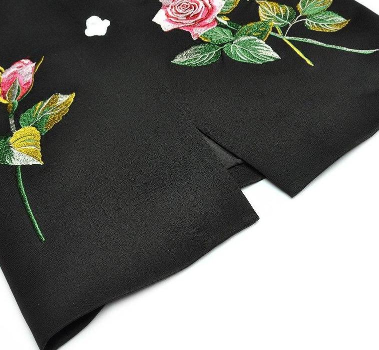 Šaty Inspirované 40. Lety