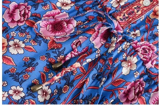 Dlouhé Šaty Ve Stylu 70. Let Fialové