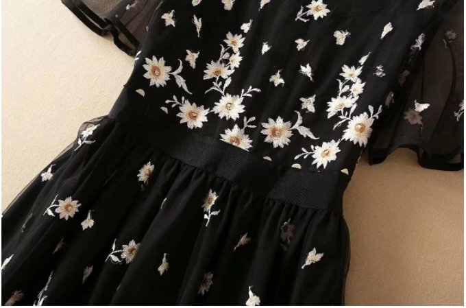 Retro Černé Krajkové Šaty Ze 40. Let