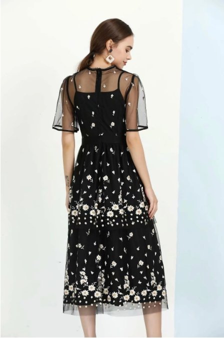 Retro Černé Krajkové Šaty Ze 40. Let