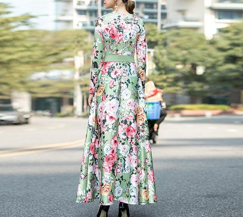 Šaty Ve Stylu 40. Let