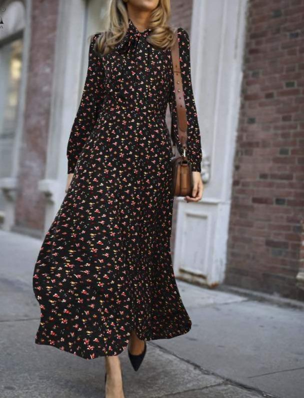 Vintage Splývavé Černé Šaty Ze 40. Let