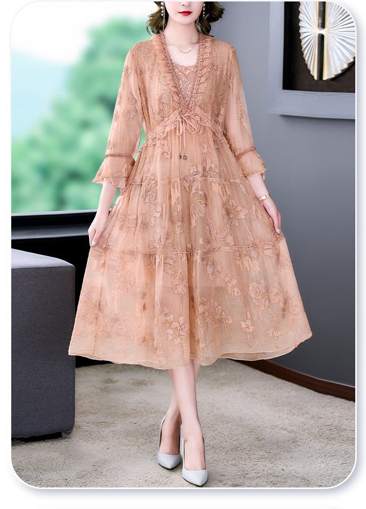 Vintage Šaty S Květinovou Výšivkou