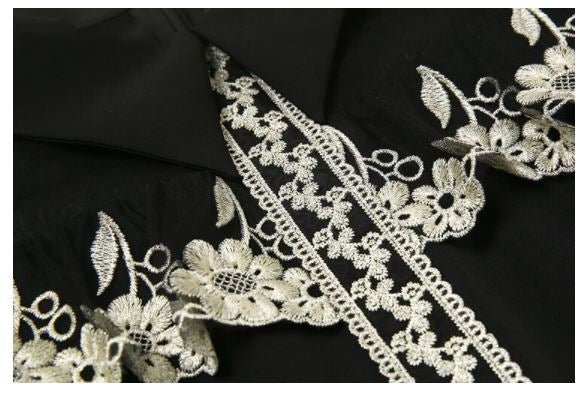 Vintage Šaty S Límečkem Black Peter Pan