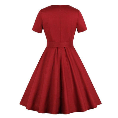 Vínové Šaty Audrey Hepburn Ze 60. Let