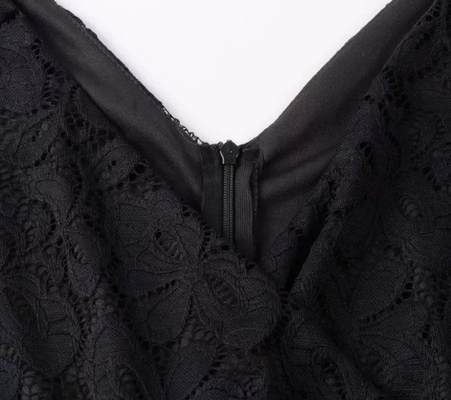 Vintage Černé Šaty